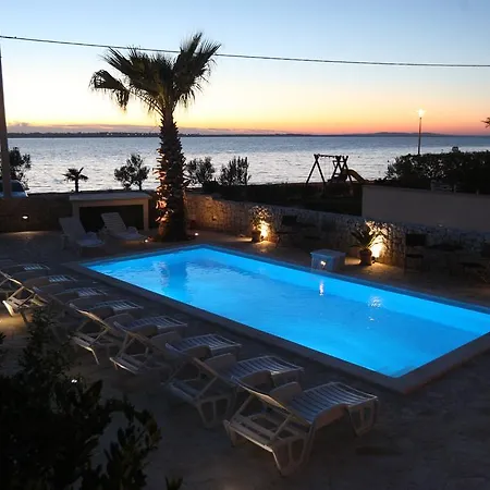 Sea View Nina Lejlighed