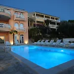 Sea View Nina Apartamento