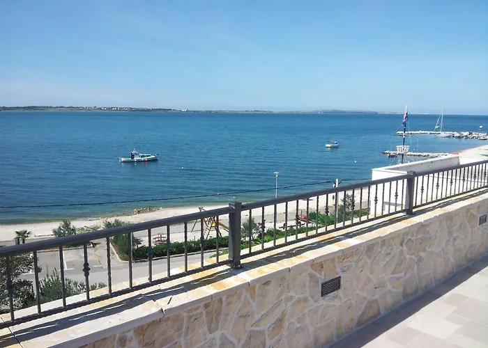 Apartman Sea View Nina Vrsi